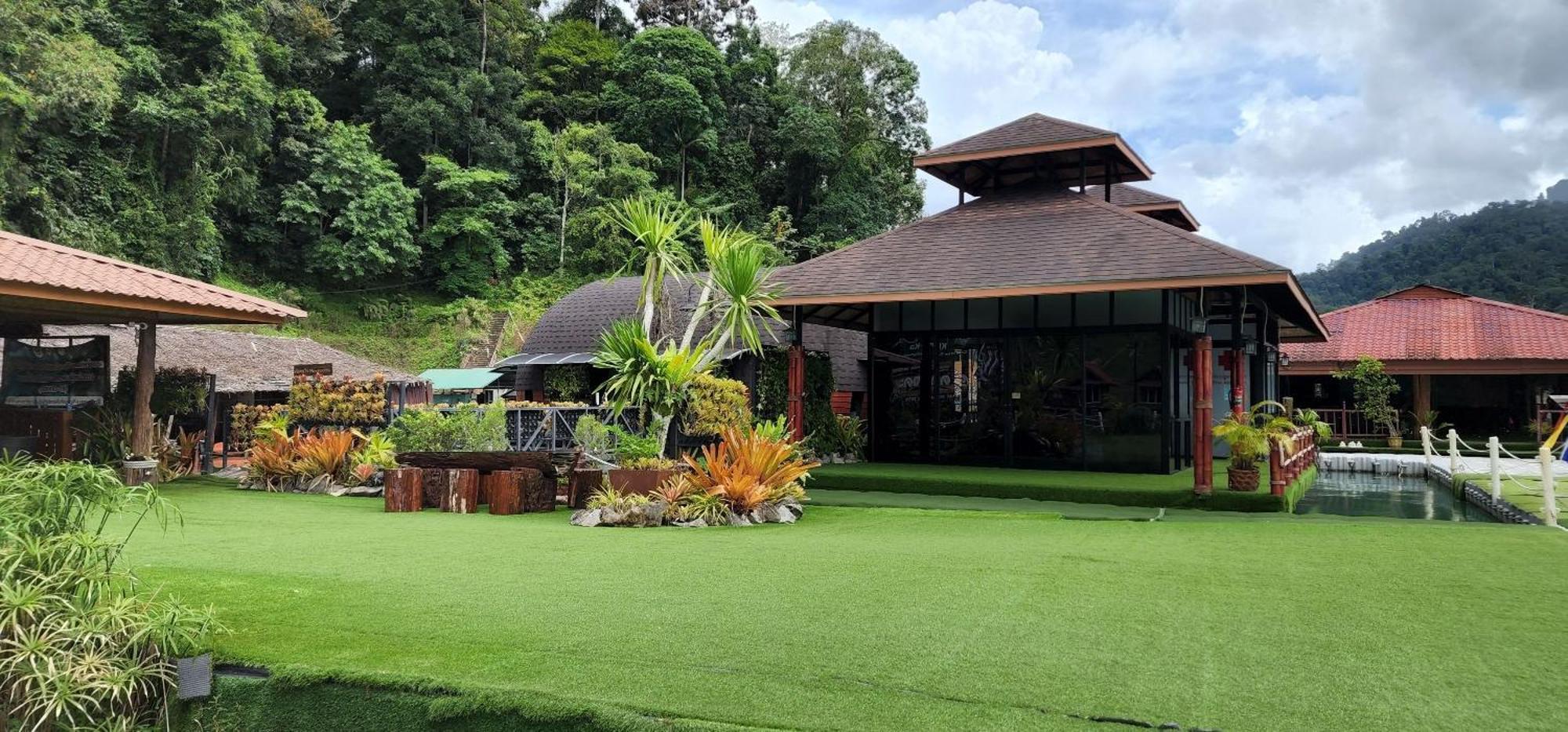 Khao Sok National Park Khaosok Happy House Bed & Breakfast エクステリア 写真