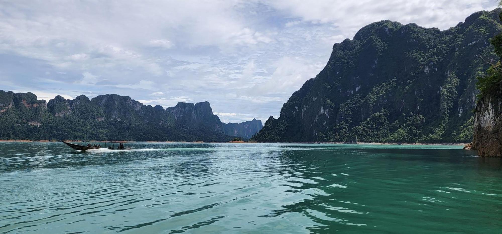Khao Sok National Park Khaosok Happy House Bed & Breakfast エクステリア 写真